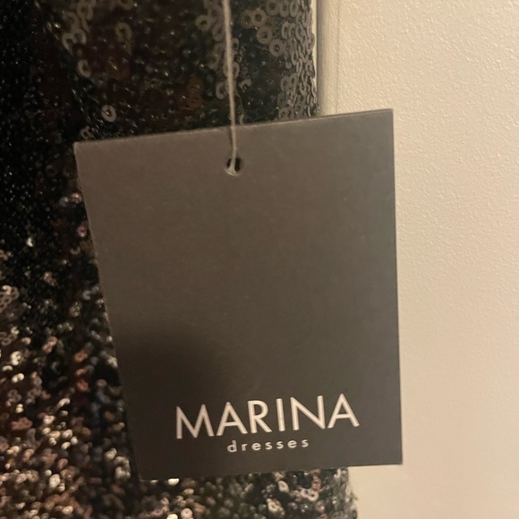 Metallic Ombré Sequin Floor Length V-neck Cocktail Dress. - Picture 4 of 6